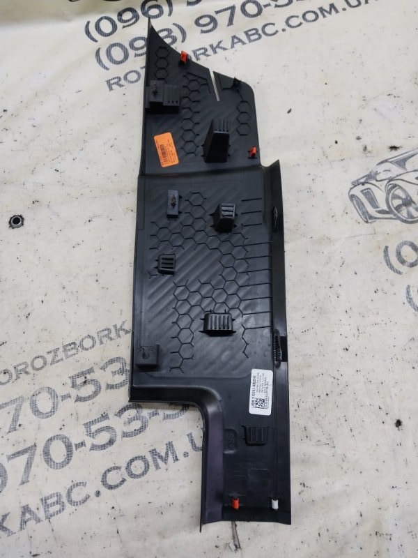 Накладка порога салона задняя правая Ford Explorer 3.0 Накладка порога салона задняя правая Ford Explorer 3.0