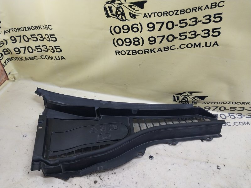 Запчасть жабо правое Ford Explorer 2020 3.0 LB5Z-78022A68-BA Б/У Жабо правое Ford Explorer 2020 3.0 LB5Z-78022A68-BA Б/У