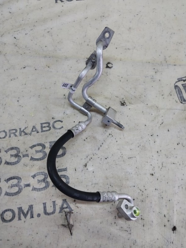 Трубка кондиционера Ford Explorer 3.0 Трубка кондиционера Ford Explorer 3.0