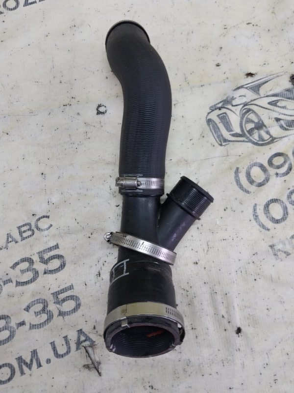 Патрубок интеркулера Explorer 2020 3.0 Патрубок интеркулера Explorer 2020 3.0