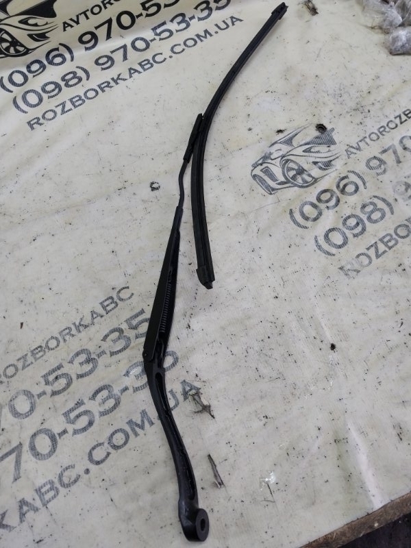 Дворник лобового стекла левый Explorer 2020 3.0 Дворник лобового стекла левый Explorer 2020 3.0