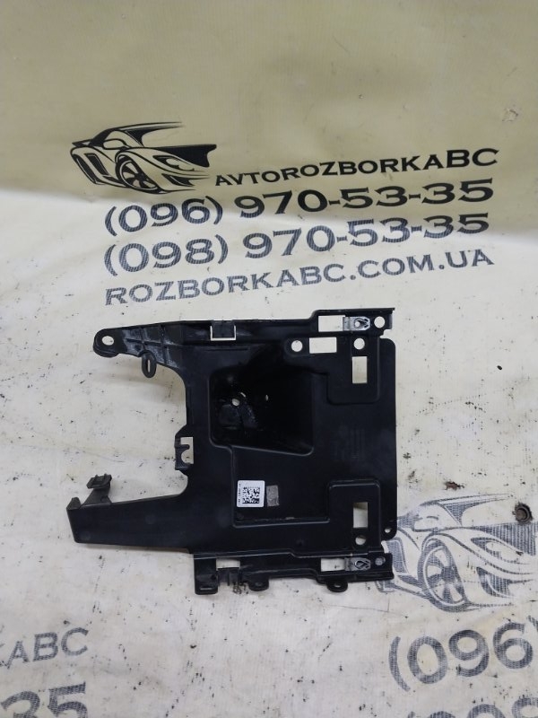 Запчасть кронштейн блока управление двигателем Ford Explorer 2020 3.0 l1ma12a692eb Б/У Кронштейн блока управление двигателем Ford Explorer 2020 3.0 l1ma12a692eb Б/У