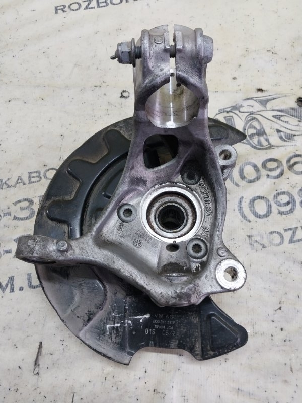 Цапфа передняя левая Tiguan 2022 Tiguan 2 2.0 DTEA Цапфа передняя левая Tiguan 2022 Tiguan 2 2.0 DTEA