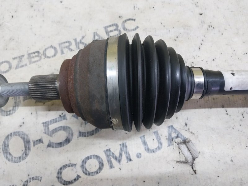 Полуось передний левый Volkswagen Tiguan Allspace 2.0 DGUA Полуось передний левый Volkswagen Tiguan Allspace 2.0 DGUA