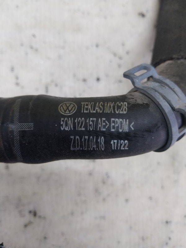 Патрубок системы охлаждения Tiguan 2022 Tiguan 2 2.0 DTEA Патрубок системы охлаждения Tiguan 2022 Tiguan 2 2.0 DTEA