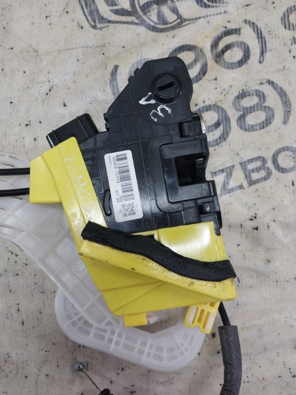 Замок двери задний левый Kia Sportage QL 2.4 Замок двери задний левый Kia Sportage QL 2.4