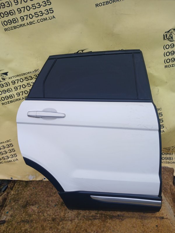 Двери задние правые Land Rover Evoque 2016 L538 2.0L 16V TIVCT T/C Gen2 LR028556 Б/У