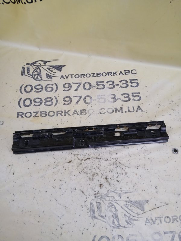 Кронштейн порога правый BMW X1 2020 F48 B46A20O1 51 77 7 332 332 Б/У