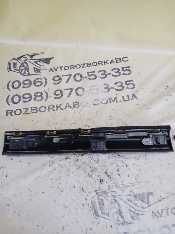 Кронштейн порога правый BMW X1 F48 B46A20O1