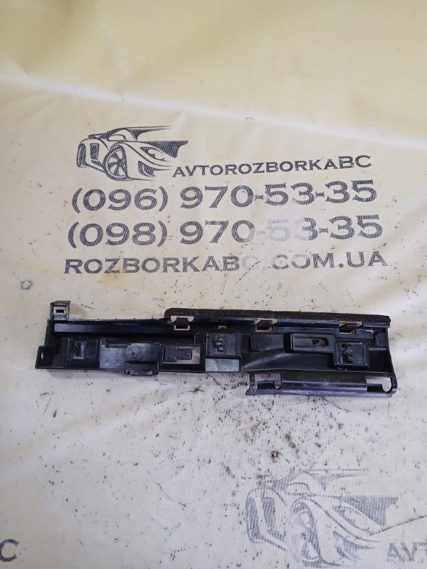Кронштейн порога задний левый BMW X1 2020 F48 B46A20O1 51 77 7 332 333 Б/У