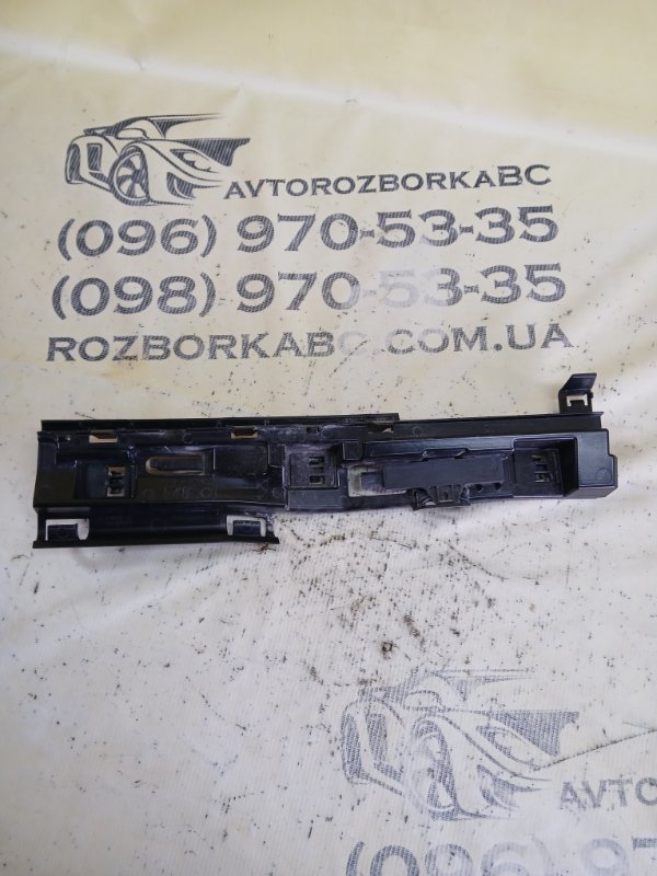 Кронштейн порога задний левый X1 2020 F48 B46A20O1
