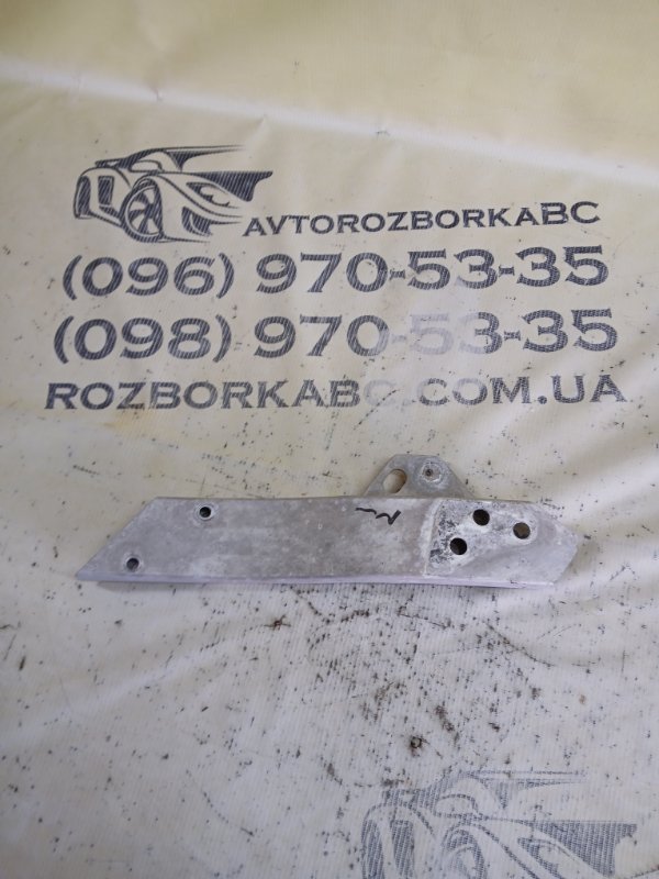 Кронштейн телевизора передний левый Mercedes-Benz GLC 300 2019 X253 27492031846862 A2536203700 Б/У