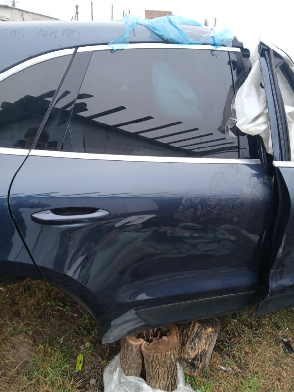 Двери задние правые Porsche Macan 95B CTMA