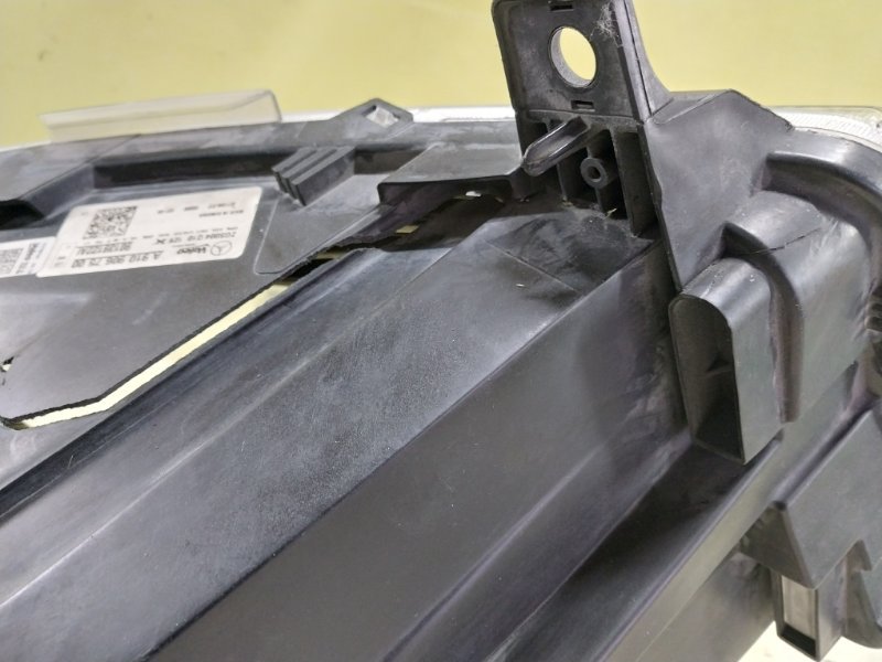 Фара передняя левая Sprinter 2021 W907 2.2