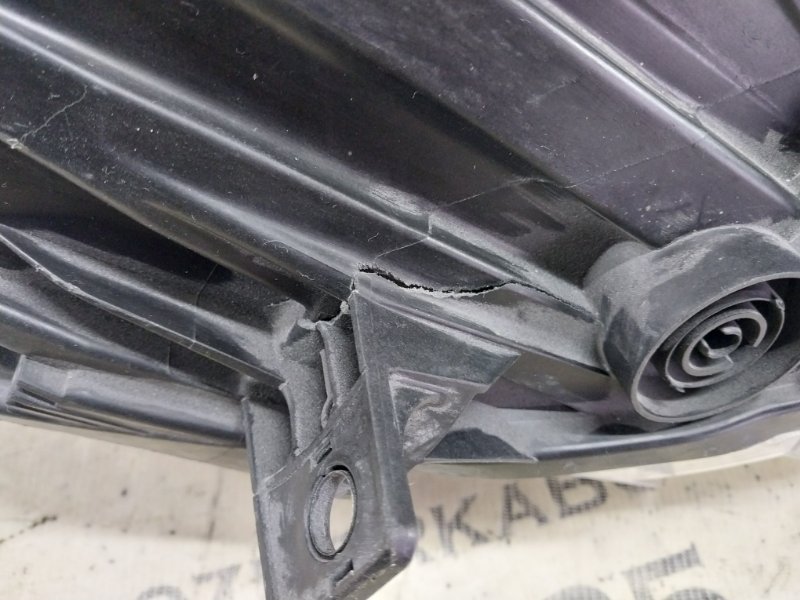 Фара передняя левая Sprinter 2021 W907 2.2