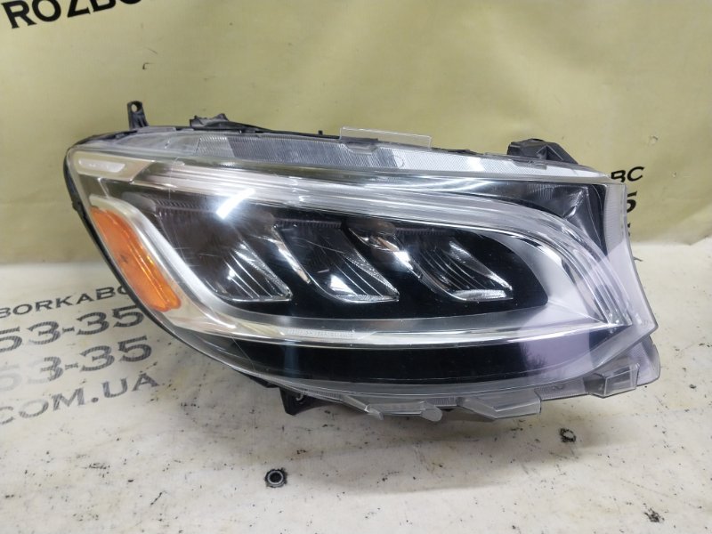 Фара передняя правая Sprinter 2021 W907 2.2
