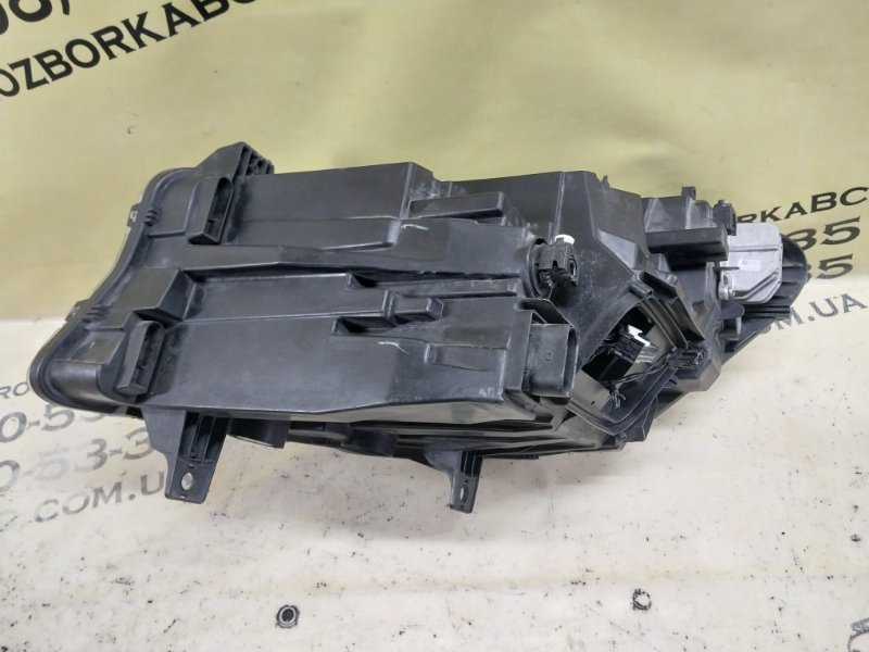 Фара передняя правая Sprinter 2021 W907 2.2