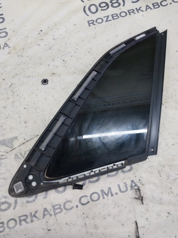 Форточка кузова задняя правая Q8 2019 3.0 DCBD Форточка кузова задняя правая Q8 2019 3.0 DCBD
