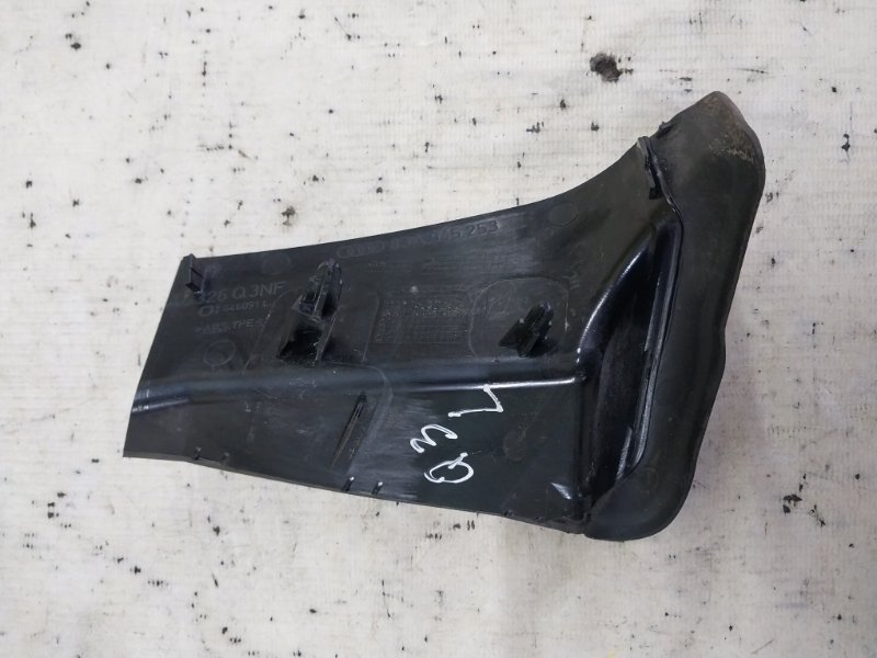 Накладка стоп-сигнала задняя левая Audi Q3 83A 2.0 CZRA Накладка стоп-сигнала задняя левая Audi Q3 83A 2.0 CZRA