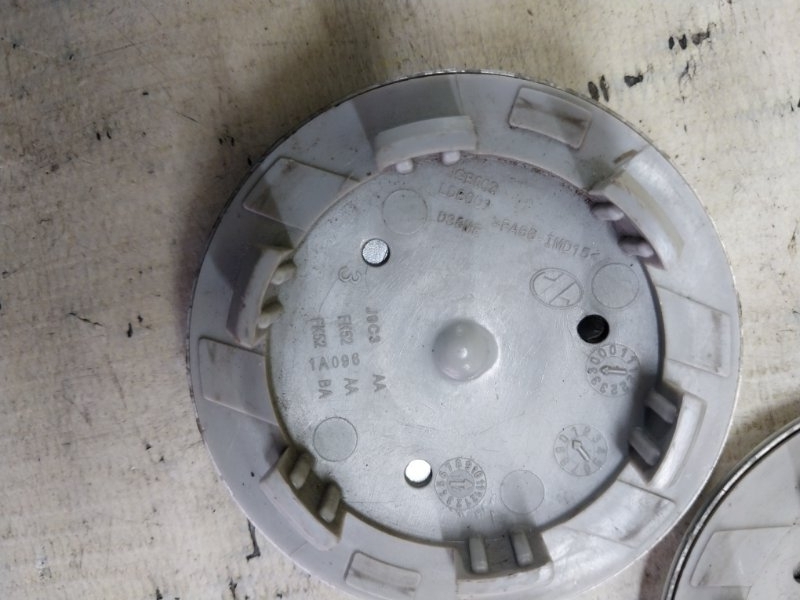 Колпак колеса Evoque 2016 L538 2.0L 16V TIVCT T/C Gen2 Колпак колеса Evoque 2016 L538 2.0L 16V TIVCT T/C Gen2