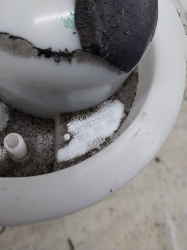 Топливный насос Macan 2015 95B CTMA