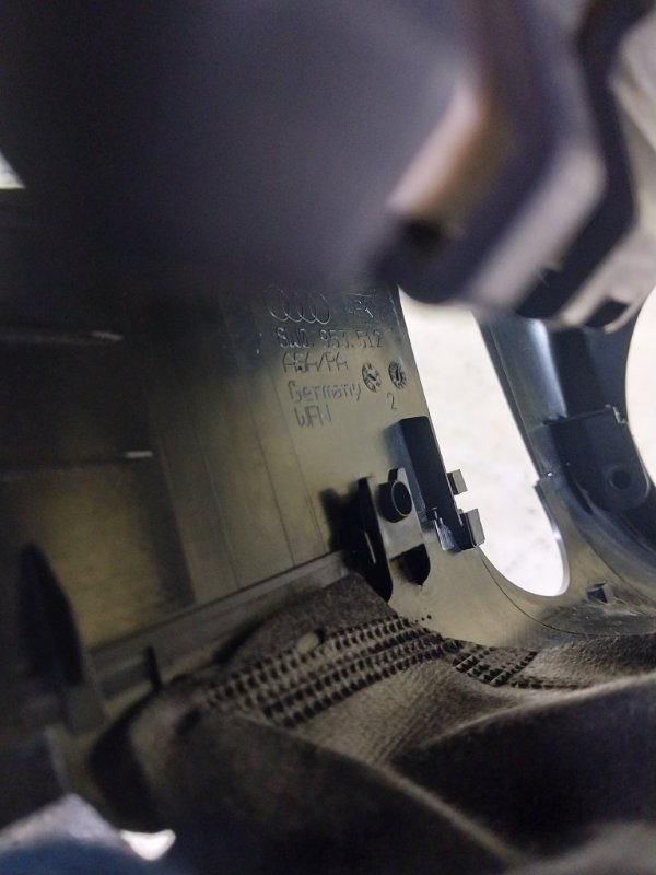 Кожух рулевой колонки S5 2017 Coupe 3.0 CWGD