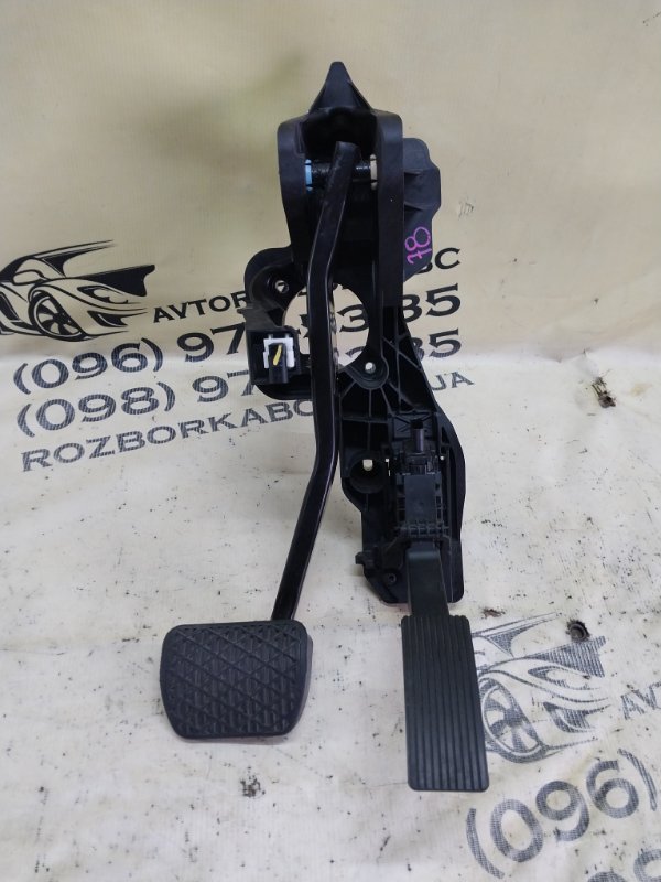 Педаль газа GLB 2020 X247 D260920(D19)