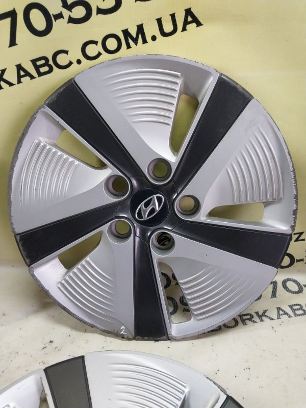 Колпак колеса Hyundai Ioniq Hybrid 1.6 DOHC - GDI Колпак колеса Hyundai Ioniq Hybrid 1.6 DOHC - GDI