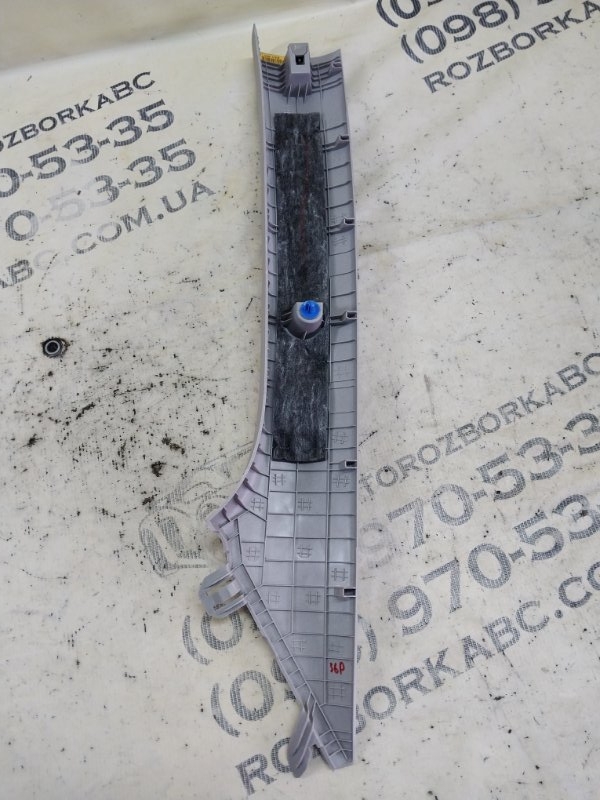 Накладка стойки лобового стекла передняя правая Hyundai Ioniq Hybrid 1.6 DOHC - GDI Накладка стойки лобового стекла передняя правая Hyundai Ioniq Hybrid 1.6 DOHC - GDI