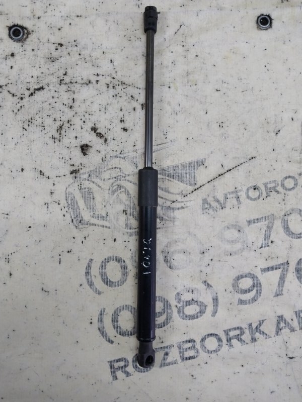 Амортизатор капота правый Hyundai Ioniq Hybrid 1.6 DOHC - GDI Амортизатор капота правый Hyundai Ioniq Hybrid 1.6 DOHC - GDI