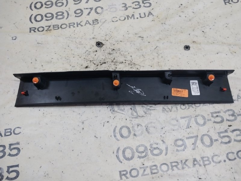 Накладка крышки багажника Ford Explorer 3.0