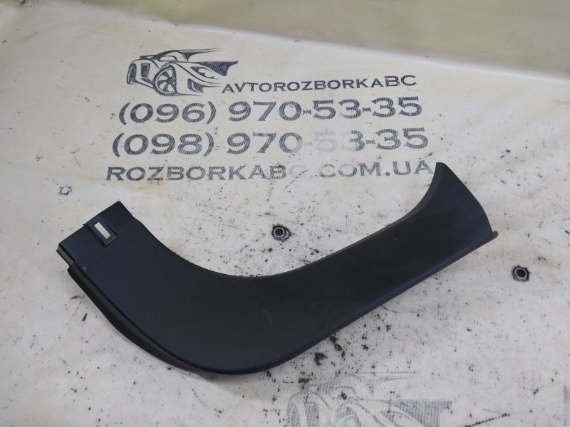 Накладка крышки багажника правая Ford Explorer 2020 3.0 LB5Z7842410AB Б/У