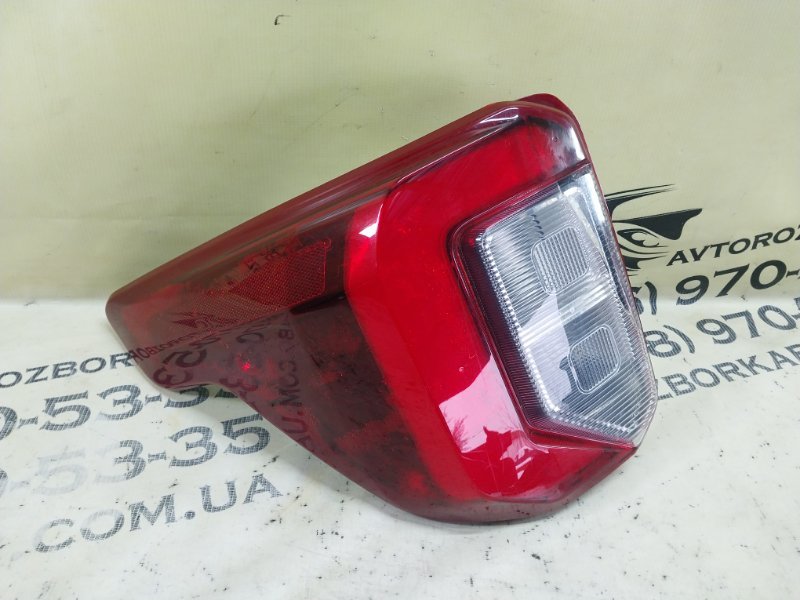 Фонарь/люстра левая Explorer 2020 3.0