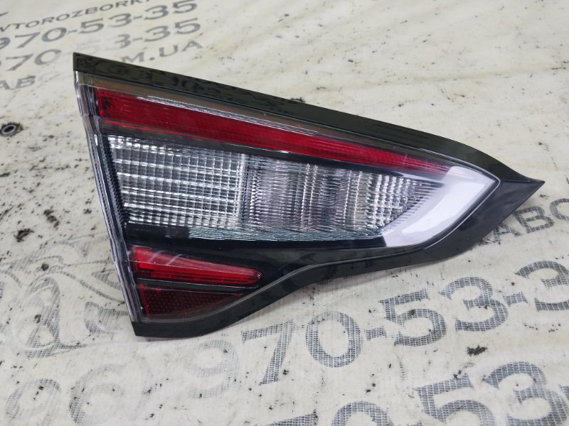 Фонарь внутренний левый Legacy 2021 BW 2.4