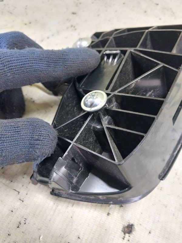 Направляющая ремня безопасности задняя левая Q5 2018 80A 2.0 DAYB