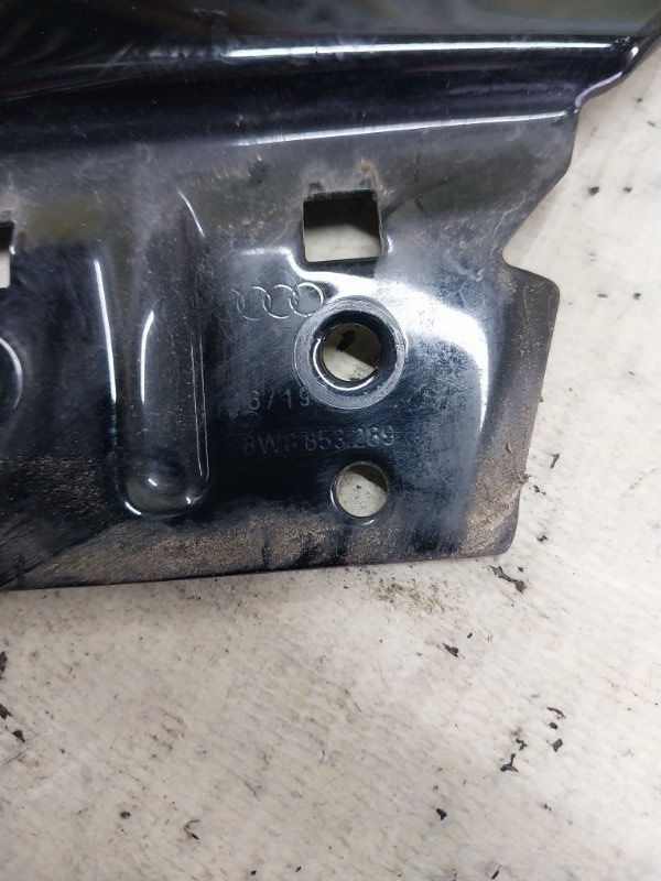 Накладка стойки кузова внешняя центральная левая A5 2019 Sportback 2.0 CYMC