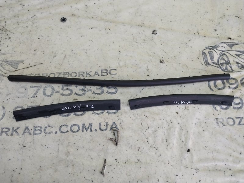 Уплотнитель капота Tiguan 2019 Tiguan 2 2.0 DGUA