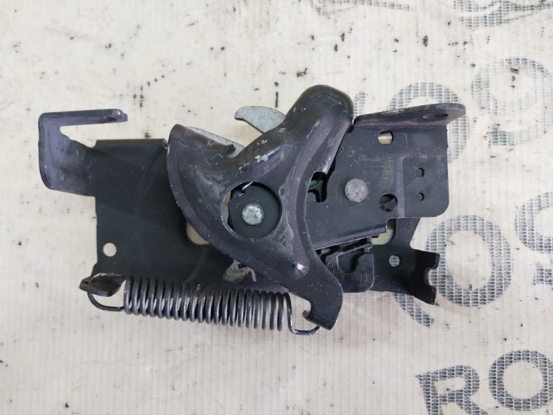 Замок капота правый BMW X1 F48 B46A20O1