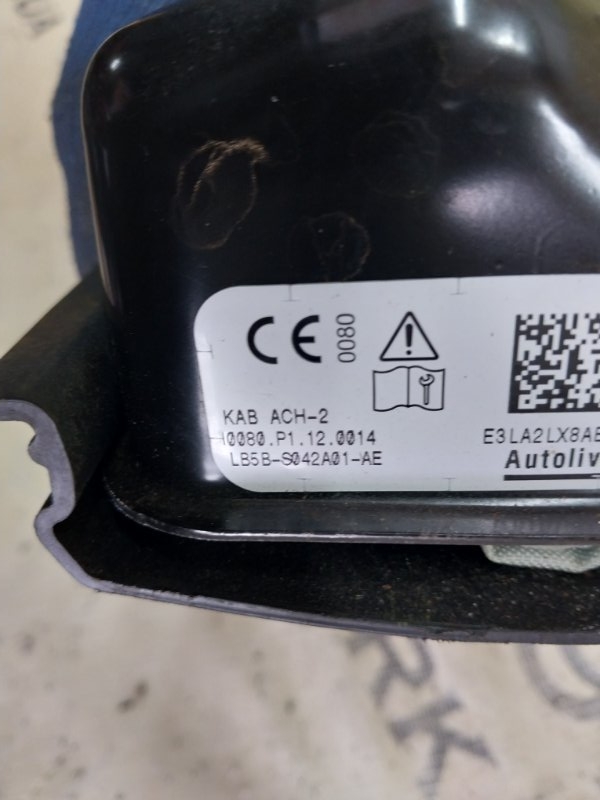 Подушка безопасности в колени левая Explorer 2020 3.0