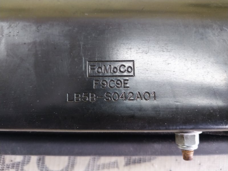 Подушка безопасности в колени левая Explorer 2020 3.0