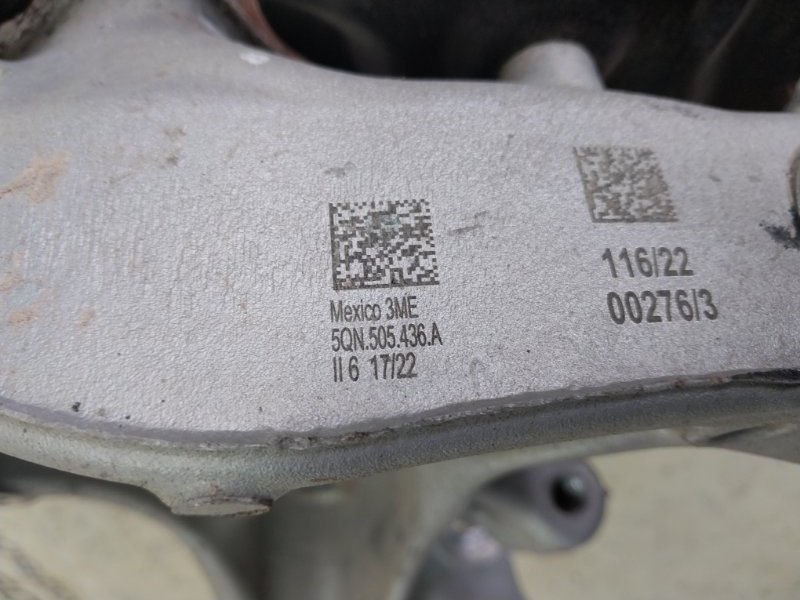 Цапфа задняя правая Volkswagen Tiguan Tiguan 2 2.0 DTEA