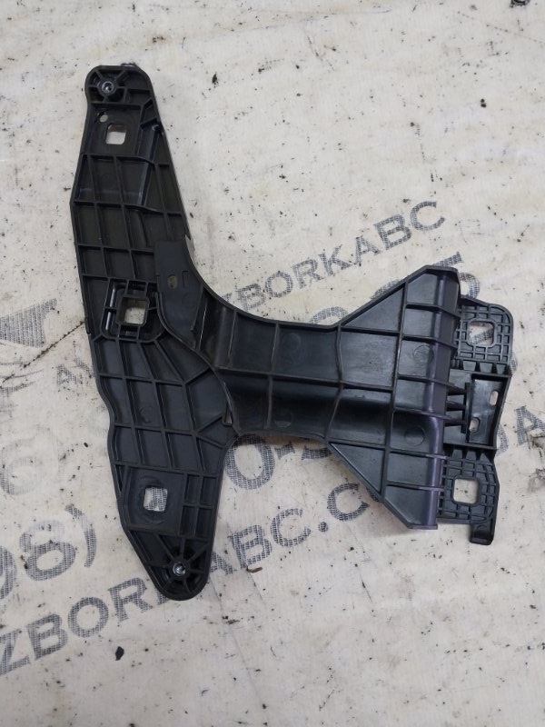 Кронштейн крепление фары правый Macan 2015 95B CTMA