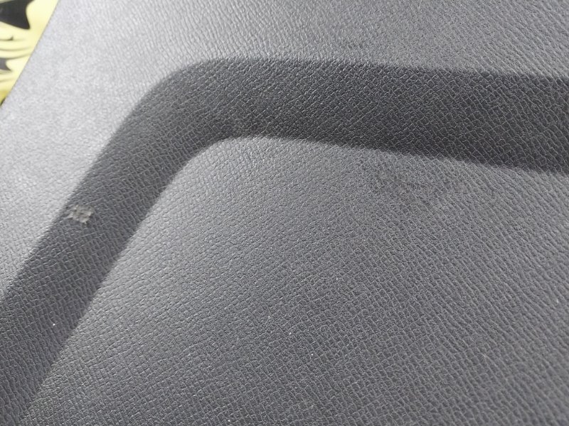 Обшивка крышки багажника XC90 2016 t27