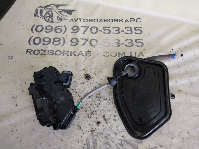 Замок двери задний правый Audi Q3 2021 83A 2.0 CZRA 83A 839 016 B Б/У