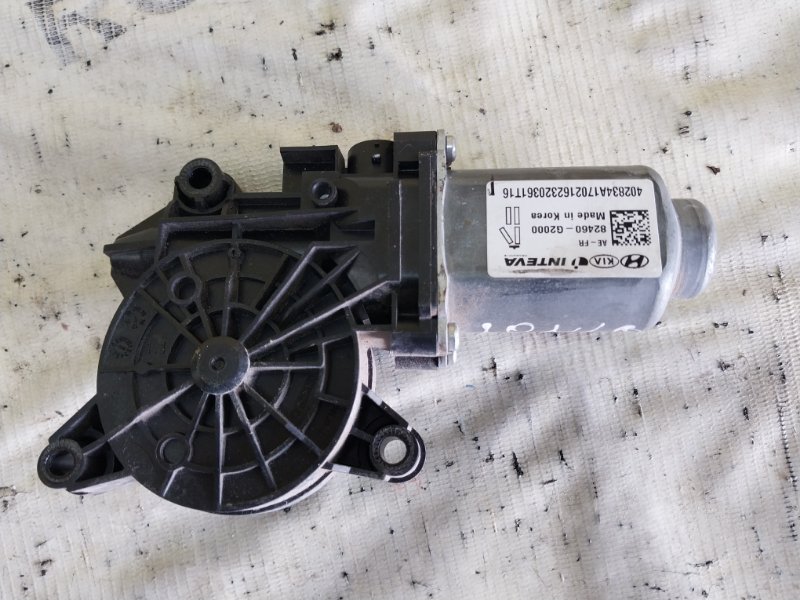 Мотор стеклоподъемника передний правый Hyundai Ioniq Hybrid 1.6 DOHC - GDI