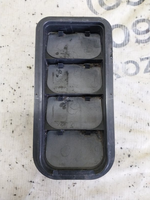 Щиток вентиляции Tiguan 2022 Tiguan 2 2.0 DTEA