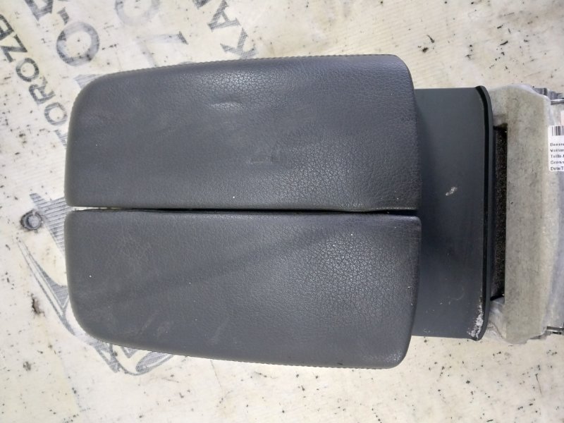 Подлокотник Q7 2016 4M 3.0