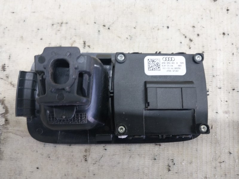 Кнопка регулировки сиденья задняя Audi Q7 4M 3.0