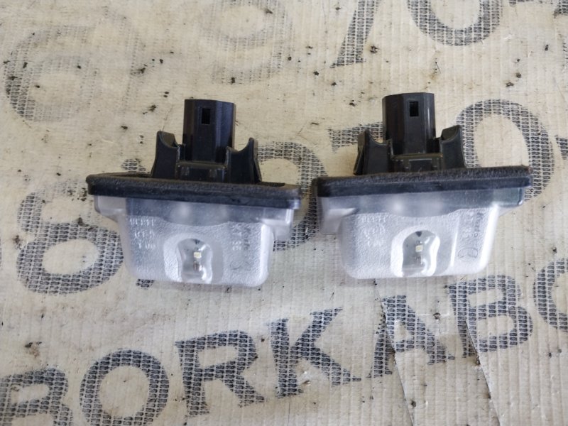 Подсветка номерного знака CX-5 2019 2.5