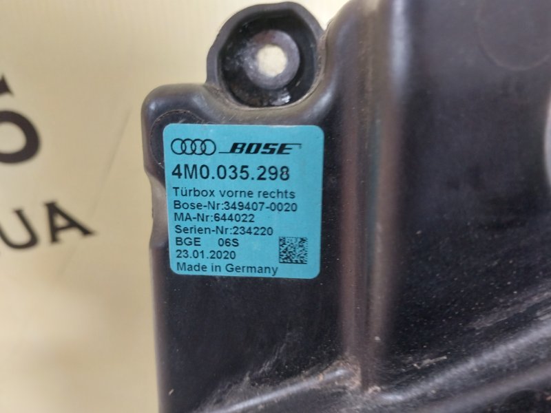 Динамик правый Audi Q7 4M DCBD